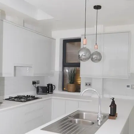 Stylish London Flat With Garden, Close To City Exterior foto