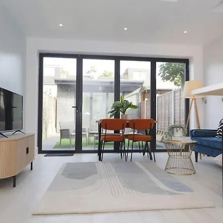 Stylish London Flat With Garden, Close To City Exterior foto