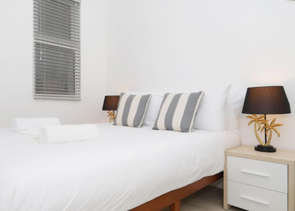 Stylish Flat With Garden, Close To Appartamento Londra